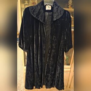 Vintage Women's Black Velvet Swing Coat